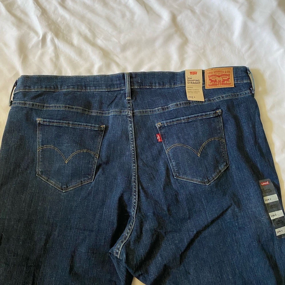 COPY - Levi Strauss & Co jeans size 26W short